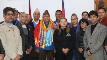 ओलीलाई खेलाडीको बधाई